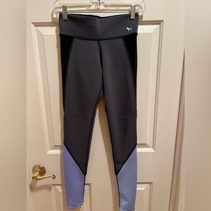 Victoria’s Secret PINK reversible leggings